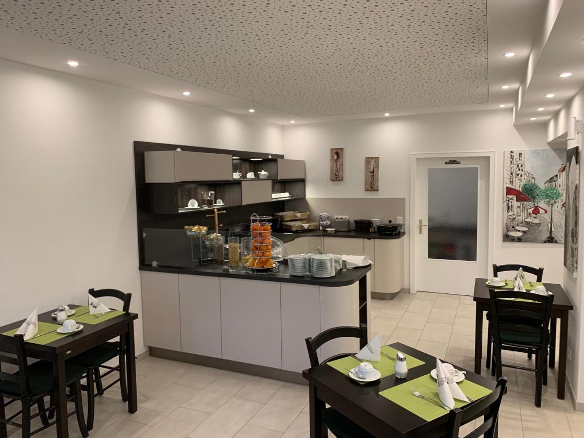 Gaestehaus Gisela บัดเดอร์ไฮม์ ภายนอก รูปภาพ